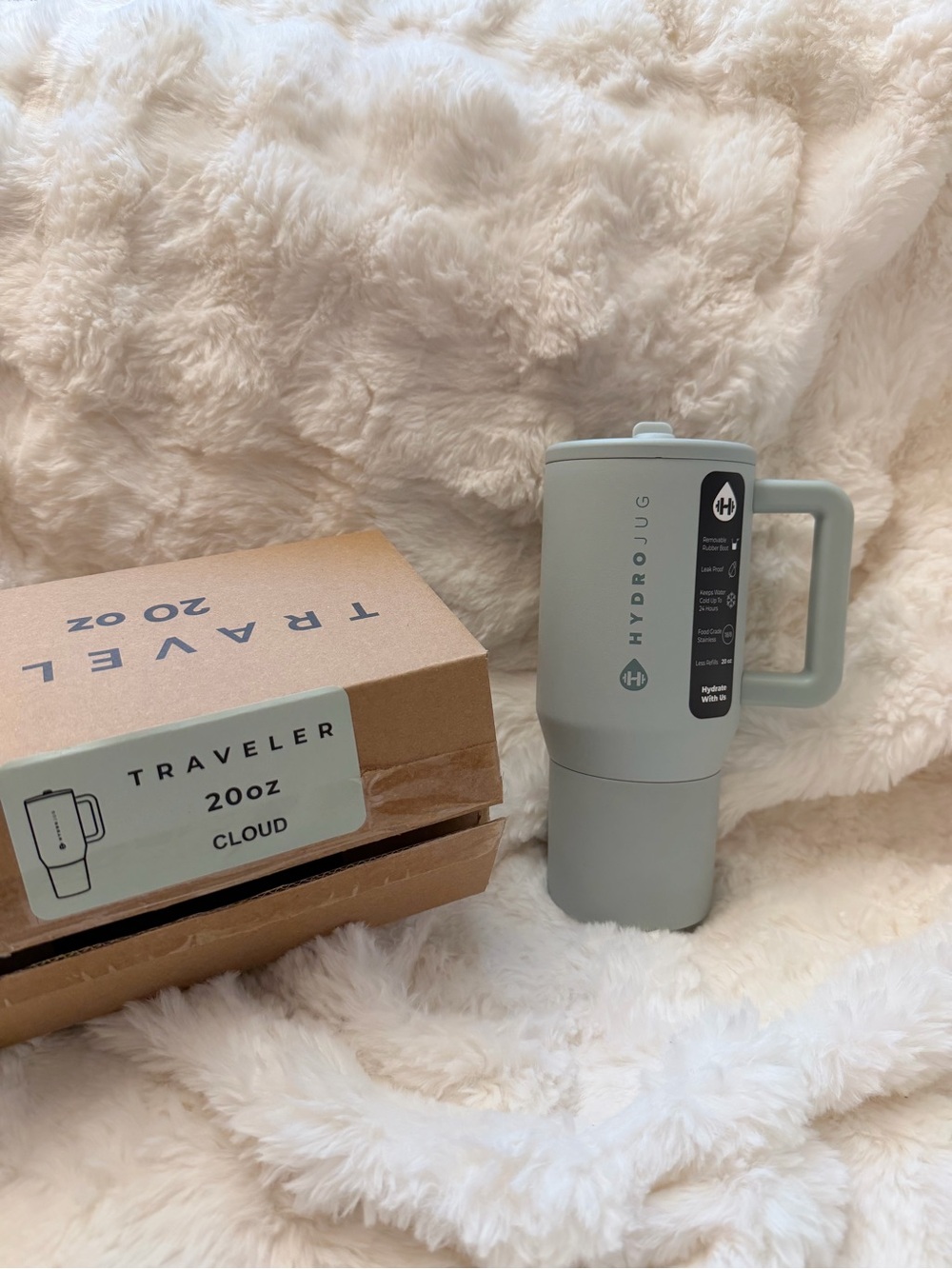 HydroJug Traveler 20oz Tumbler in Cloud